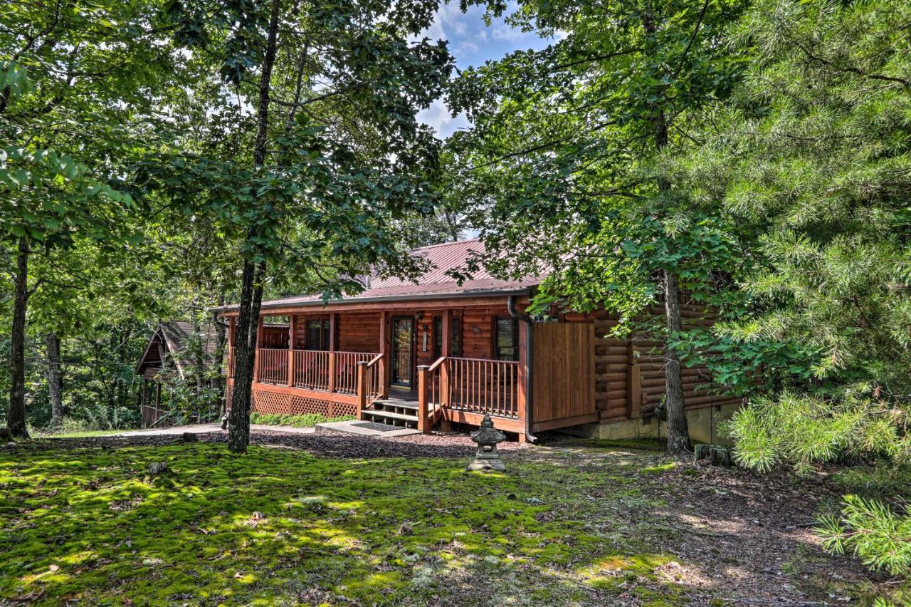 Cabin With Deck And Fireplace Less Than 3 Mi To Dollywood! بيدجن فورج المظهر الخارجي الصورة