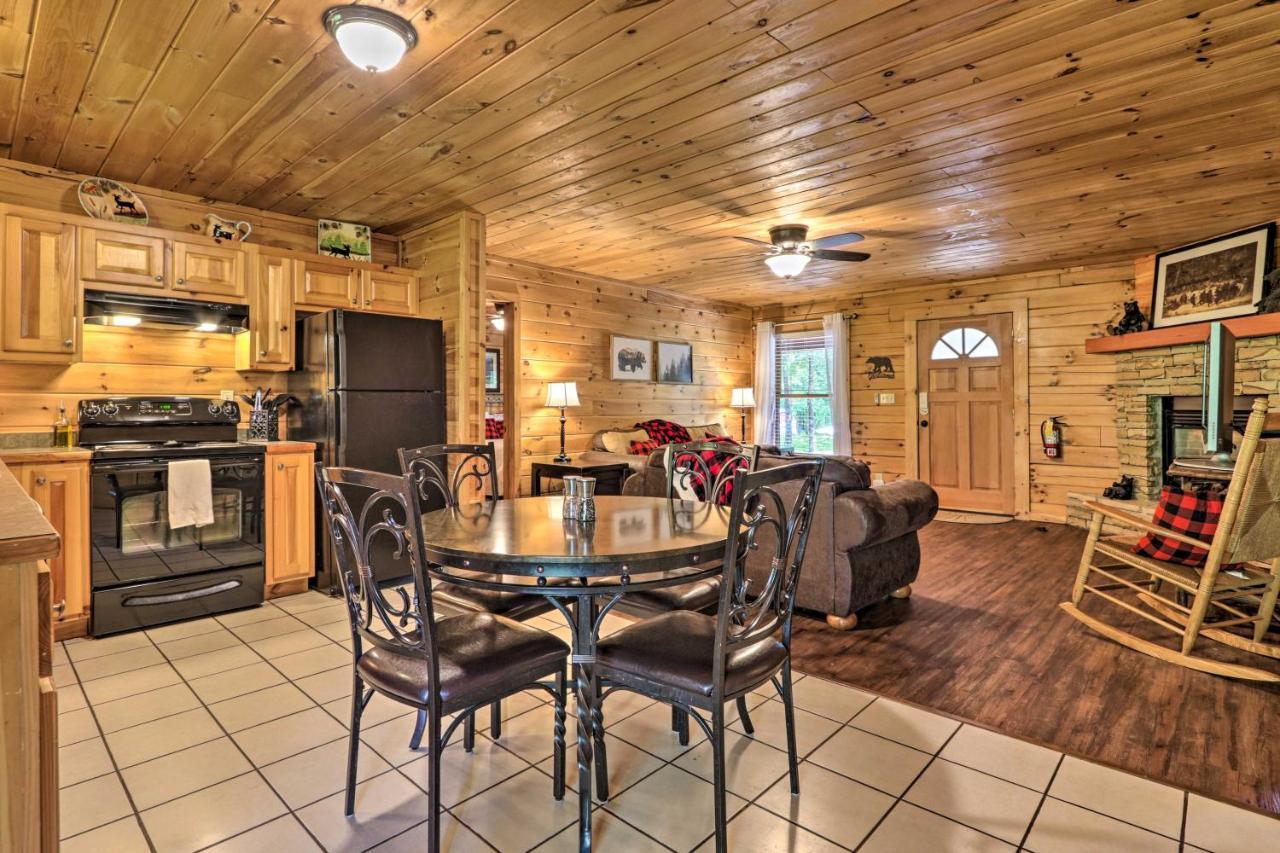 Cabin With Deck And Fireplace Less Than 3 Mi To Dollywood! بيدجن فورج المظهر الخارجي الصورة