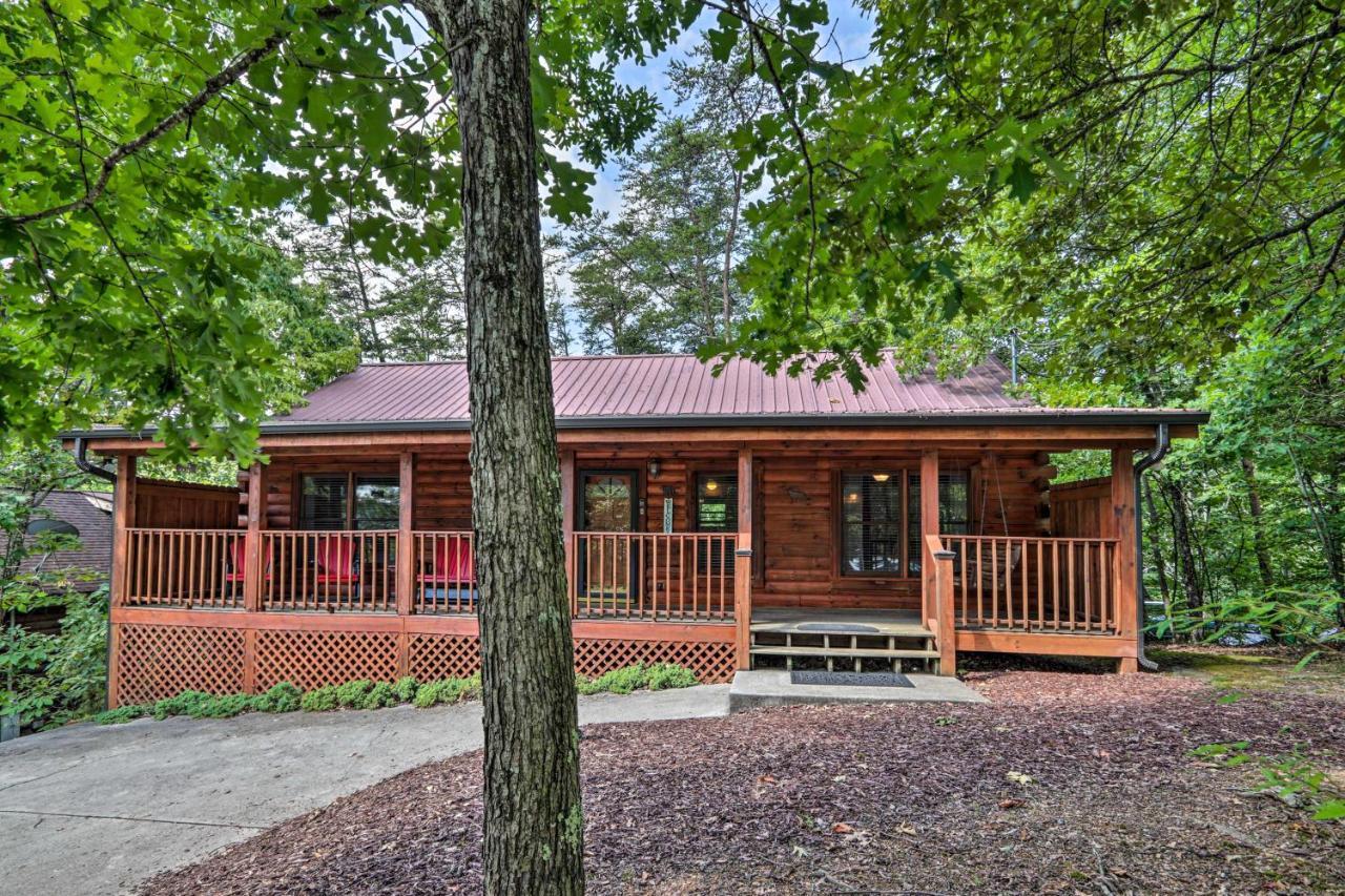 Cabin With Deck And Fireplace Less Than 3 Mi To Dollywood! بيدجن فورج المظهر الخارجي الصورة
